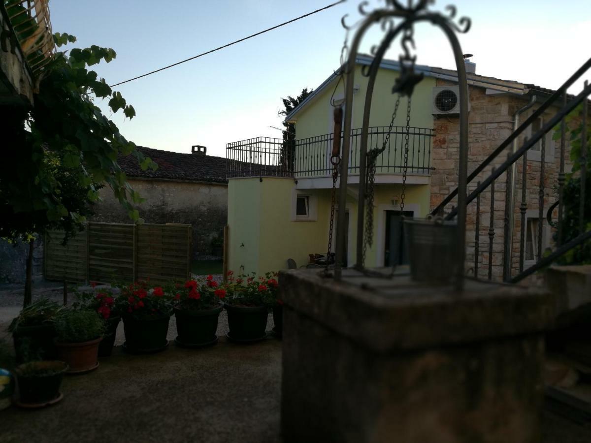 Villa House Ana Kanfanar Exterior foto